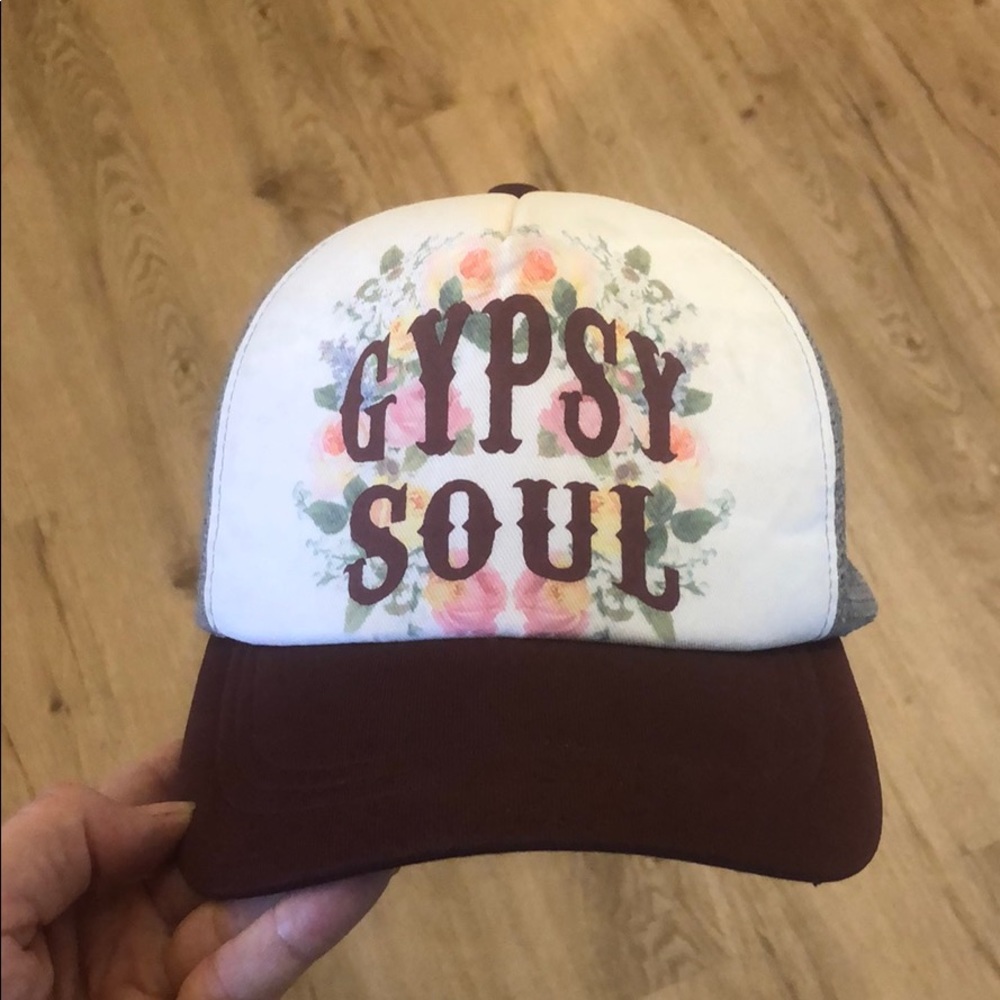 O’Neill trucker/baseball cap.